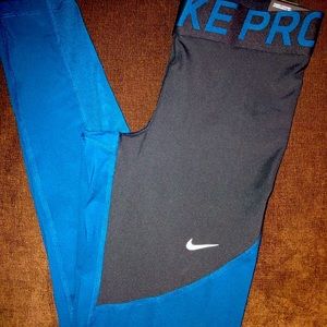 Nike Pro Women’s Tights
